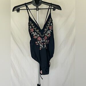 Floral embroidery one piece swimsuit size Large